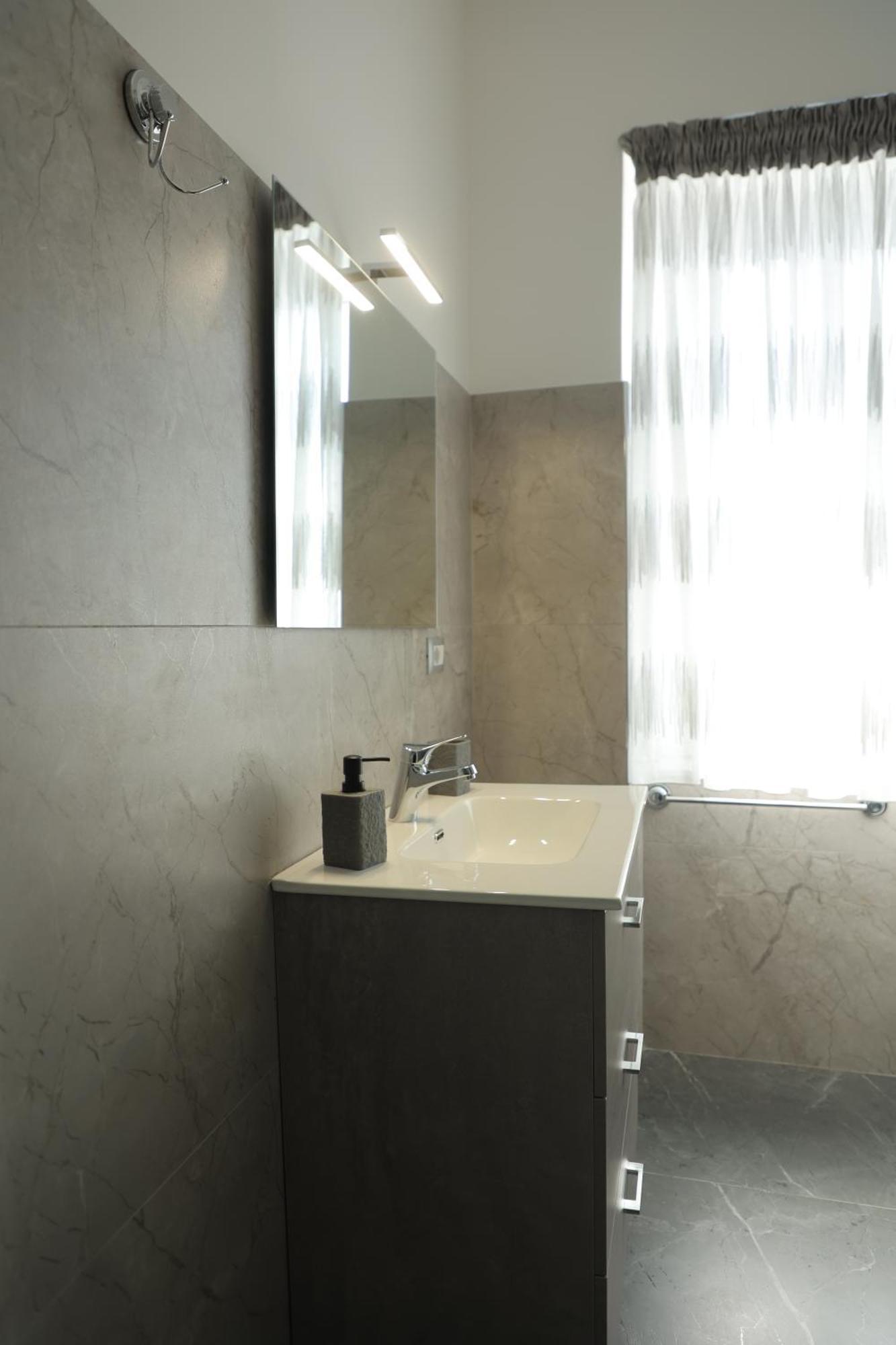 Home Di Giordy Catania Bagian luar foto
